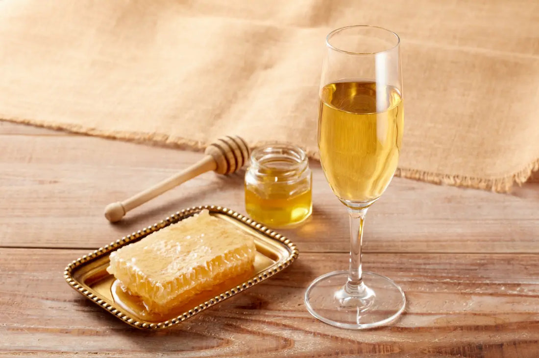 Featured image of "Types of Sweet White Wine" article