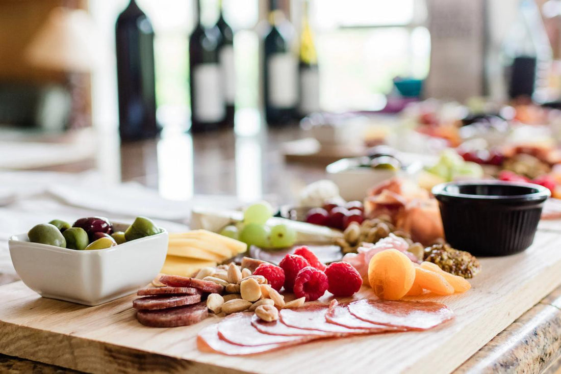 Featured image of wine and food pairing article