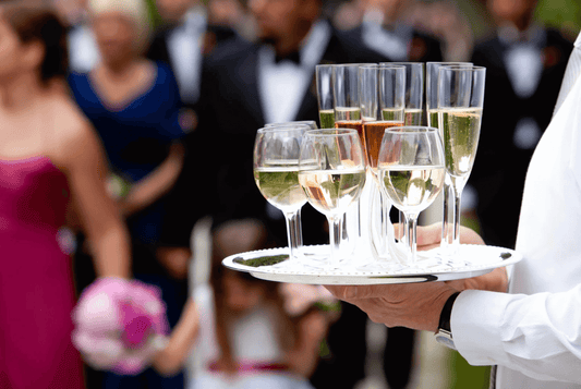 The cover image of wedding wine article.