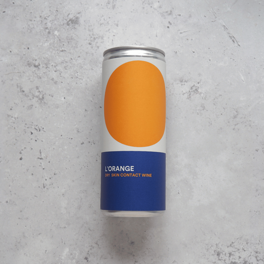 A 250ml can of Mad Med's orange wine featuring 100% Vermentino grapes, produced in the Provence area of France.