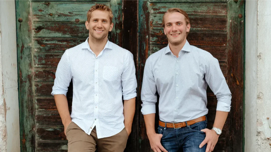 Familie Huber winemakers Markus Huber and colleague representing Canned Wine Co. No.1 Organic Grüner 2024