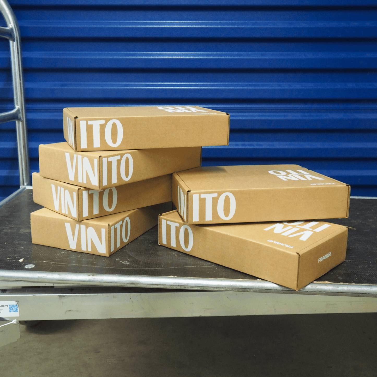 Canned white wine gift idea for wine lovers UK