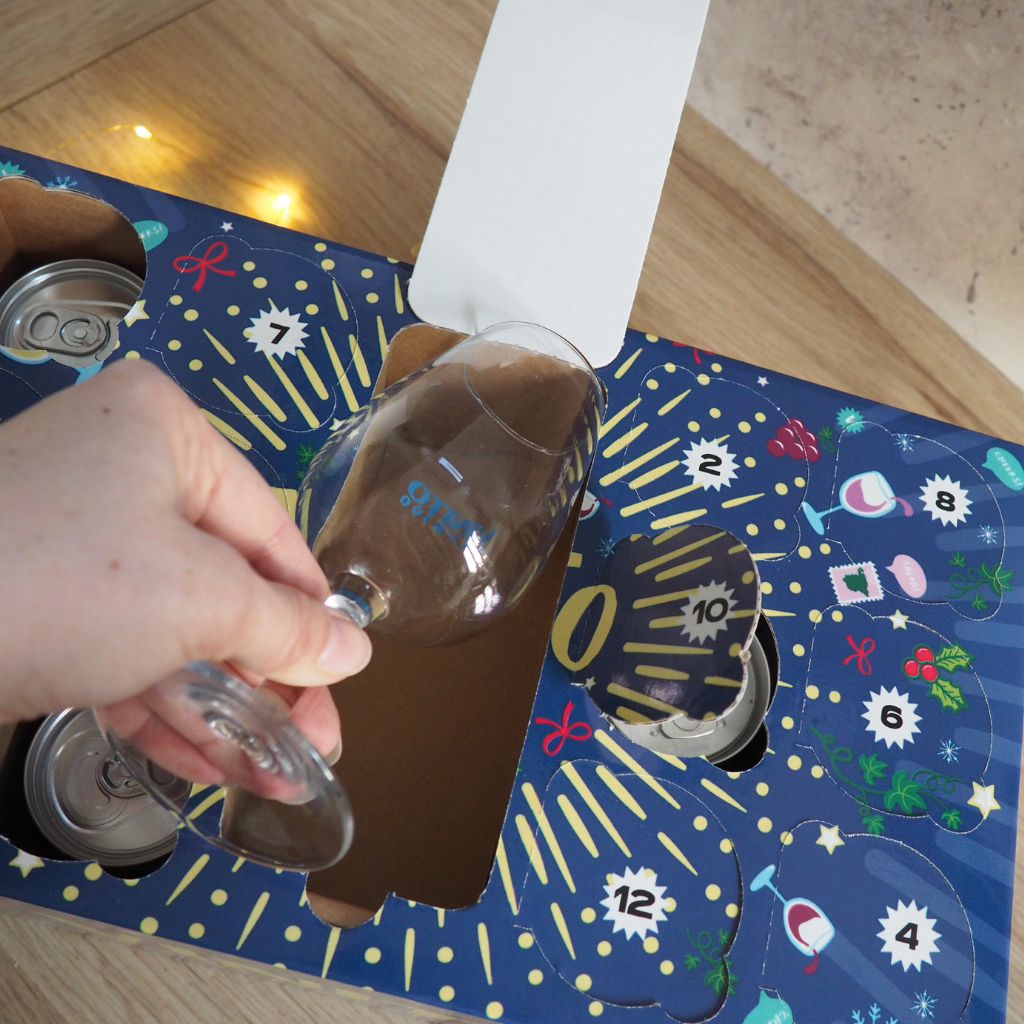 Vinito wine glass included with the wine advent calendar
